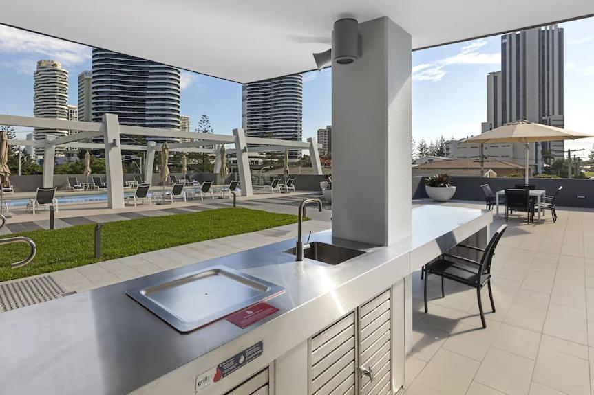 Beach Residences 2-Br River View Gold Coast Bagian luar foto
